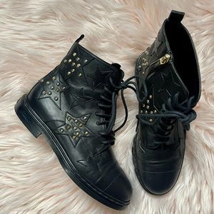 🖤✨APERLAI Italian Leather Gold Star Studded Combat Boots✨🖤